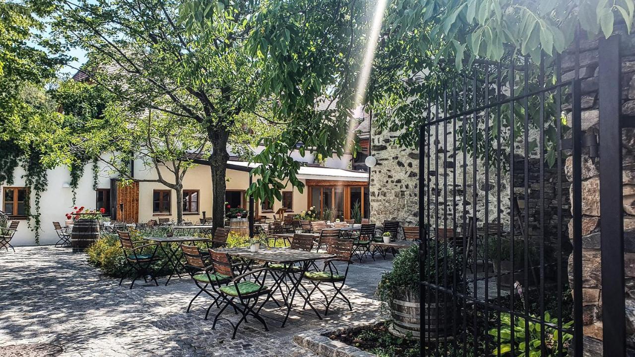 Weinhaus Nigl - Hotel, Restaurant Und Spa Senftenberg Exteriör bild
